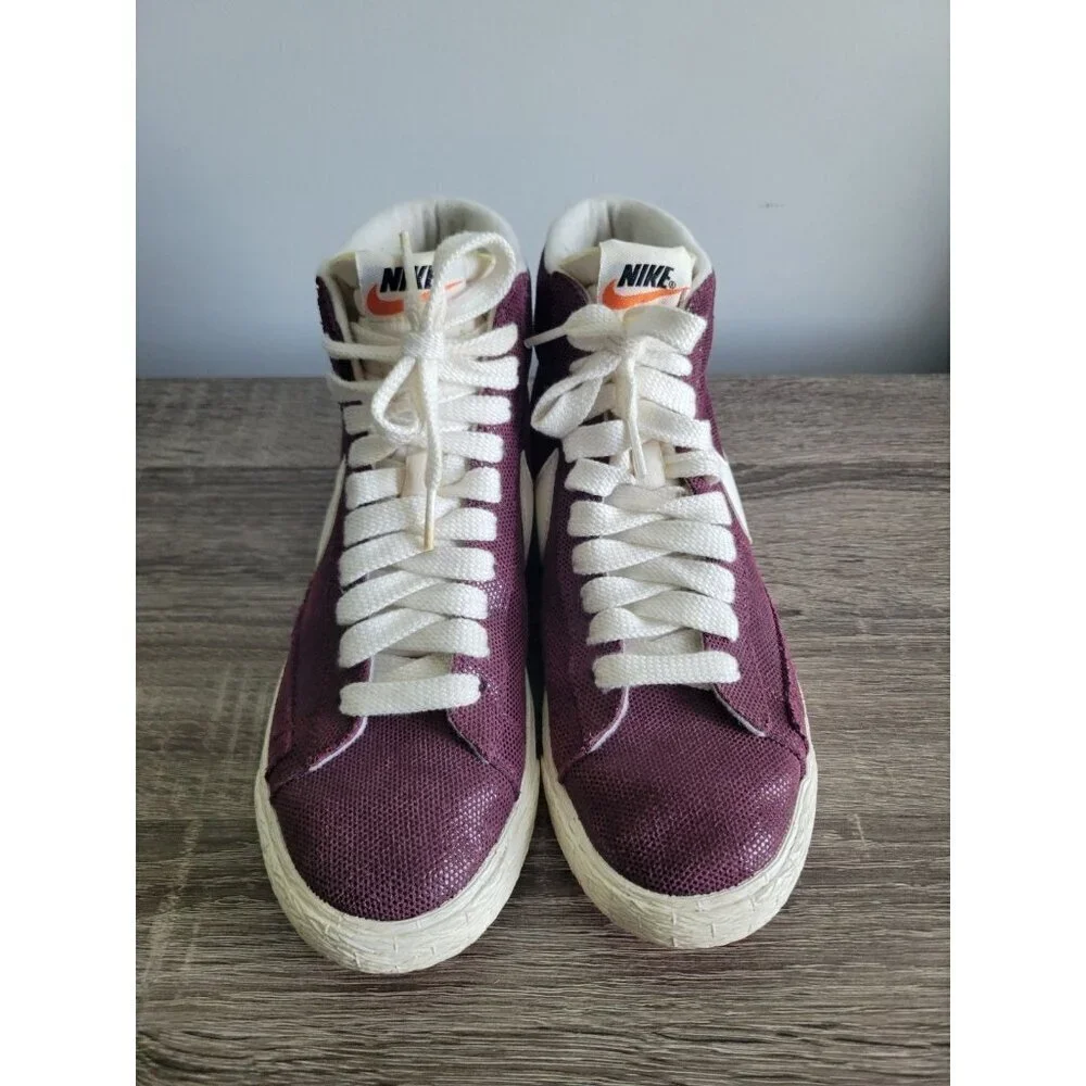 NIKE BLAZER MID TRAINERS SIZE 7.5 Y LEATHER HIGH TOP GYM 518171-611